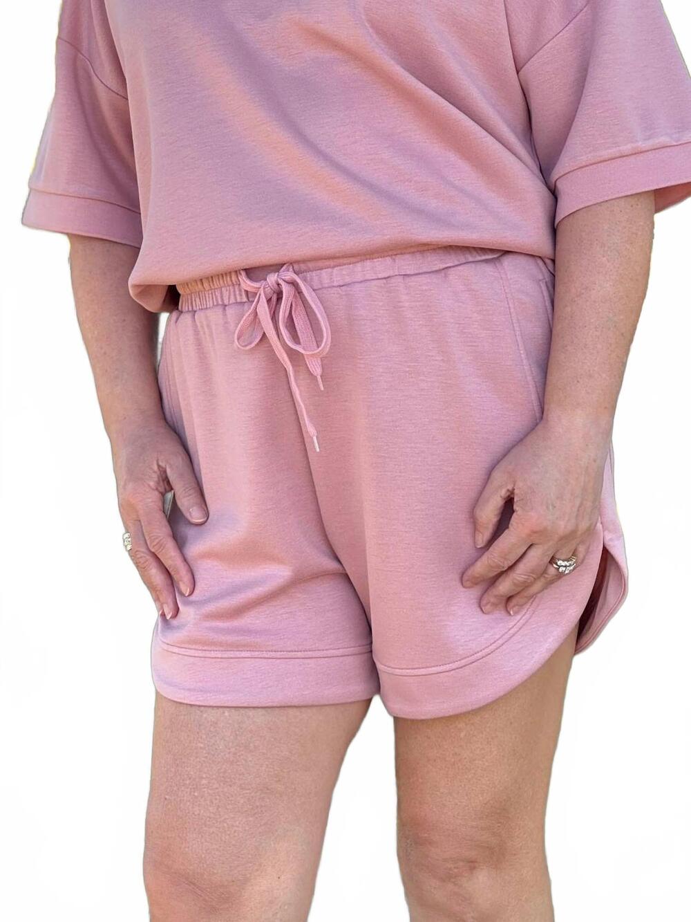 NEW SOUTHERN GRACE eva collection shorts in pink